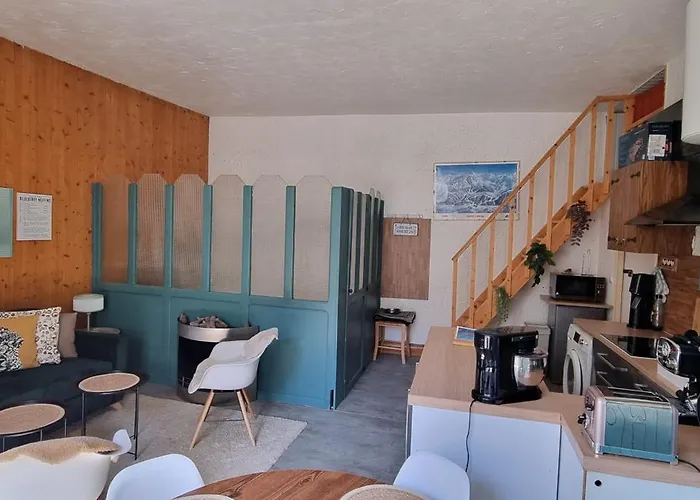 Cocon Oscar Et Petrus Au Lioran Laveissiere